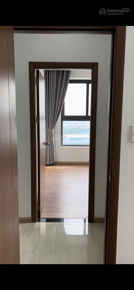 Bán bcons graden căn góc 3pn2wc nt dính tường như hình, có sẵn hợp đồng thuê.