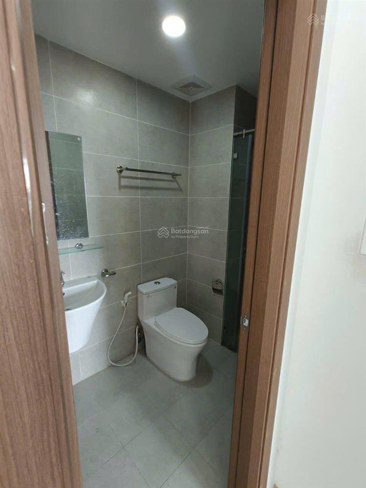 Bán bcons graden căn góc 3pn2wc nt dính tường như hình, có sẵn hợp đồng thuê.