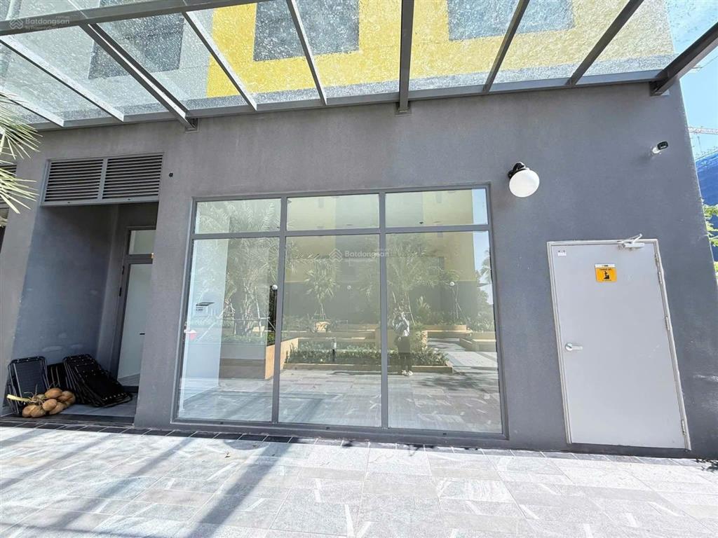 Cho thuê shop house căn góc khu bcons city
