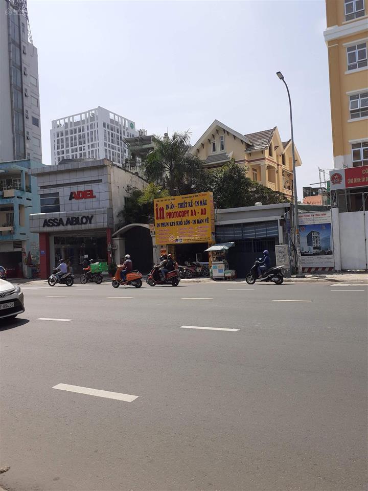 Cần bán gấp nhà 3 mặt tiền cực hiếm phan đình phùng 13.2x22m công nhận 270m2. giá chỉ 105 tỷ