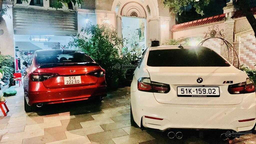 Cần bán gấp biệt thự sân vườn siêu đẹp đường lê quang định 9,1x28m trệt 3 lầu chỉ 33 tỷ