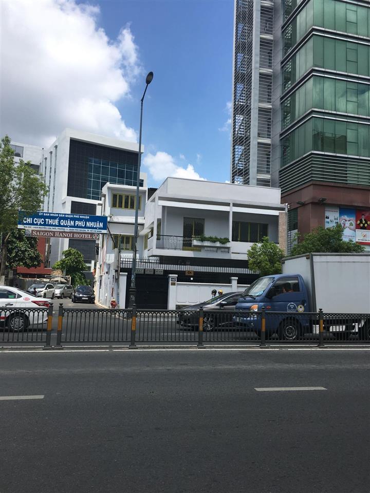 Bán gấp building 2 mặt tiền đường nguyễn văn trỗi 11x15m hầm 10 lầu giá chỉ 152 tỷ
