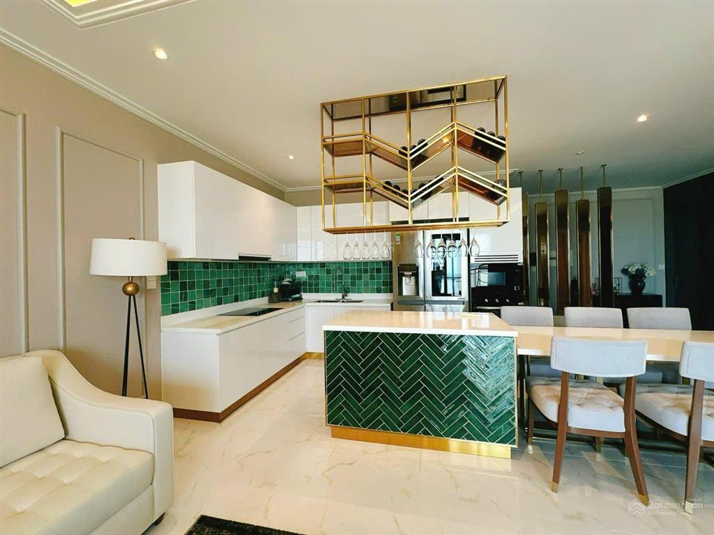 Căn hộ 3pn full nội thất cao cấp view sông sài gòn, tầng trung, căn góc cần bán. giá tốt