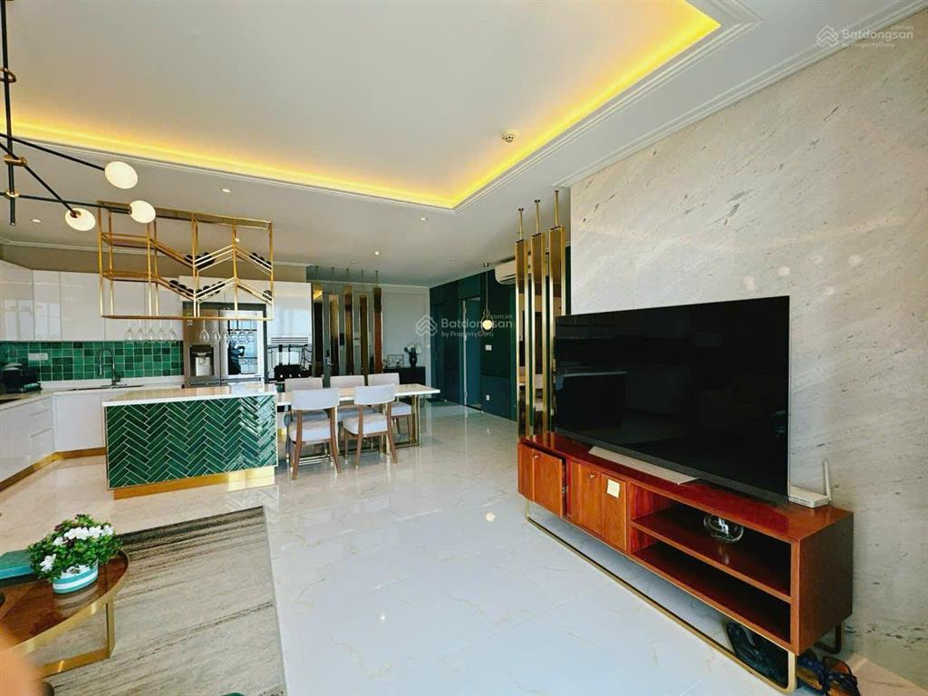 Căn hộ 3pn full nội thất cao cấp view sông sài gòn, tầng trung, căn góc cần bán. giá tốt