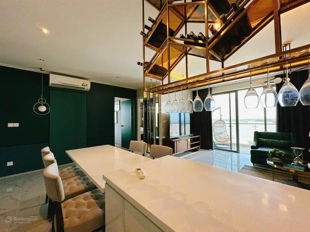 Căn hộ 3pn full nội thất cao cấp view sông sài gòn, tầng trung, căn góc cần bán. giá tốt