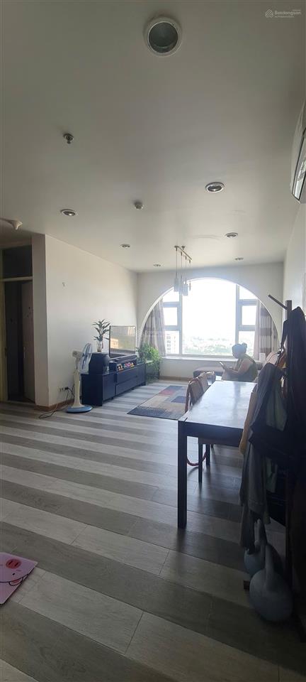 Căn hộ la casa cần bán với diện tích rộng, căn 2pn có nội thất tầng cao view cực kỳ đẹp,nhìn hồ bới