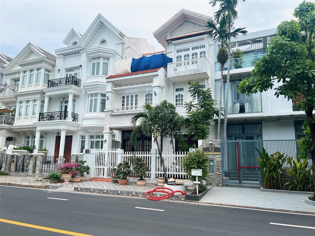 Bán nhà biệt thự nam đô,phường tân phú,pmh,quận 7 ,giá 42 tỷ,sổ hồng.0903 775 ***