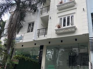 Bán nhà phố khu hưng phước, phú mỹ hưng, có 9 phòng chdv, thang máy, giá 33,9 tỷ, hđt 82 triệu, sh