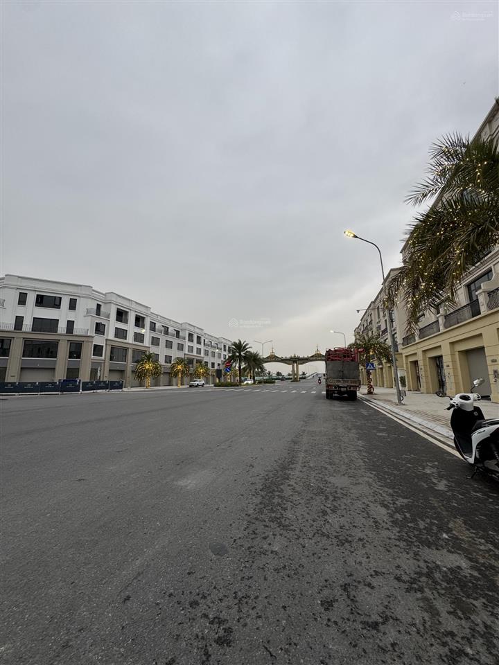 Shouse xẻ khe mặt đường hp 51m giá tốt nhất thời điểm hiện tại