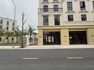 Đv152 liền kề góc đảo vua  vốn ban đầu chỉ hơn 4 tỉ là một trong số ít căn liền kề góc có biển