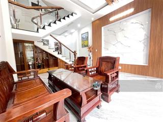 Nhà 3 tầng mặt tiền mặt tiền đào nguyên phổ đi bộ ra biển nguyễn tất thành