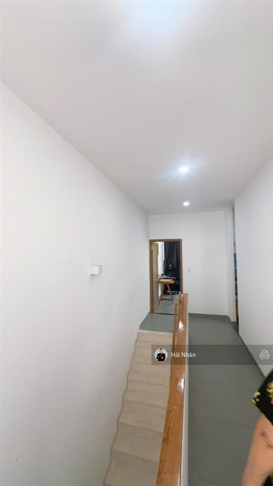 Nhà 2 tầng đẹp khu đô thị fpt city  144m2 ngang 6m  sát hồ điều hòa thoáng mát