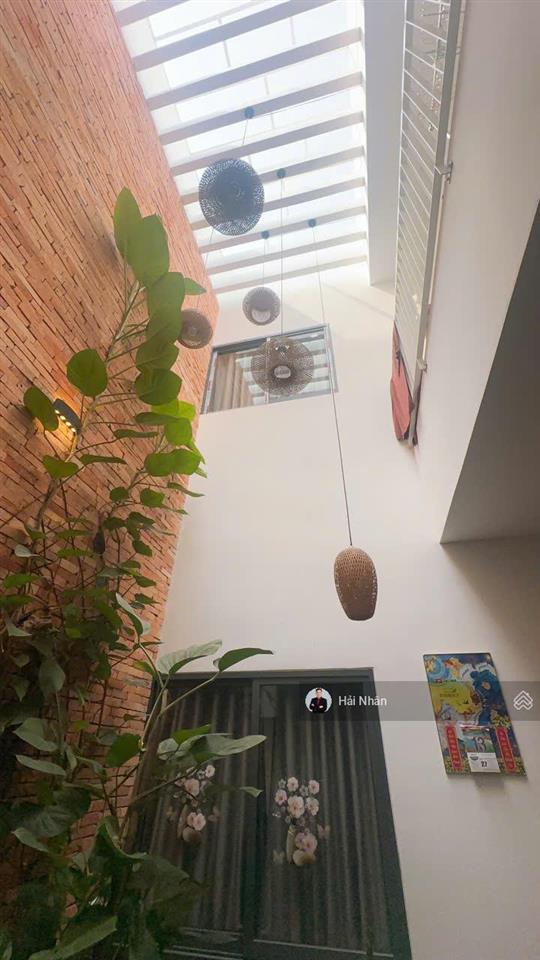 Nhà 2 tầng đẹp khu đô thị fpt city  144m2 ngang 6m  sát hồ điều hòa thoáng mát