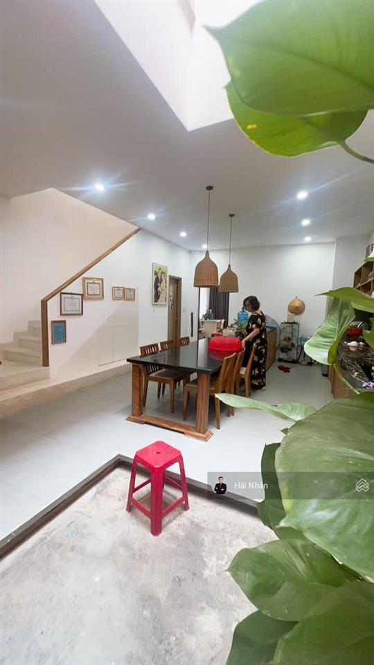 Nhà 2 tầng đẹp khu đô thị fpt city  144m2 ngang 6m  sát hồ điều hòa thoáng mát