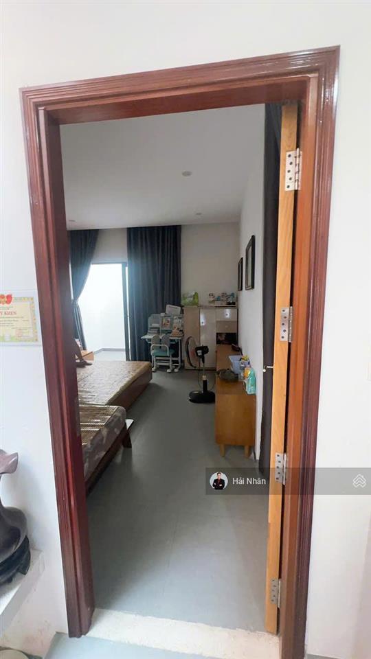 Nhà 2 tầng đẹp khu đô thị fpt city  144m2 ngang 6m  sát hồ điều hòa thoáng mát