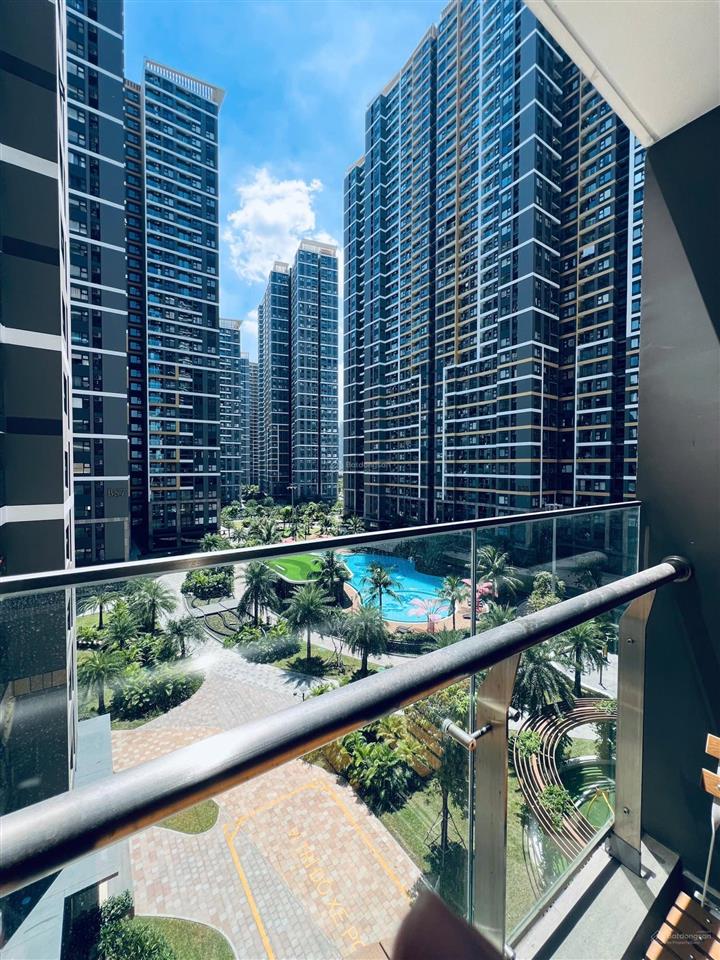 Căn 2pn+ đẹp hiếm 69,5m² chỉ 4 tỷ full nội thất có sẵn hợp đồng thuê 15 triệu/tháng