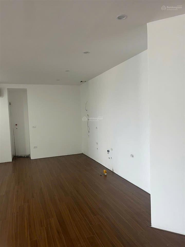 Cho thuê căn hộ eurowindow 27 trần duy hưng 100m 2 ngủ full đồ 15 triệu/tháng 0987 522 ***