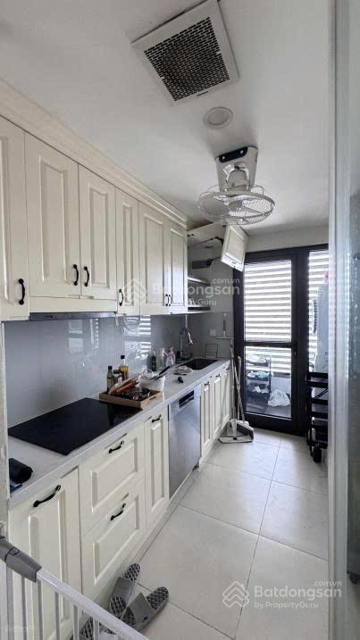 Cho thuê căn hộ golden palm 21 lê văn lương 85m 2 ngủ full đồ 17 triệu/tháng 0987 522 ***