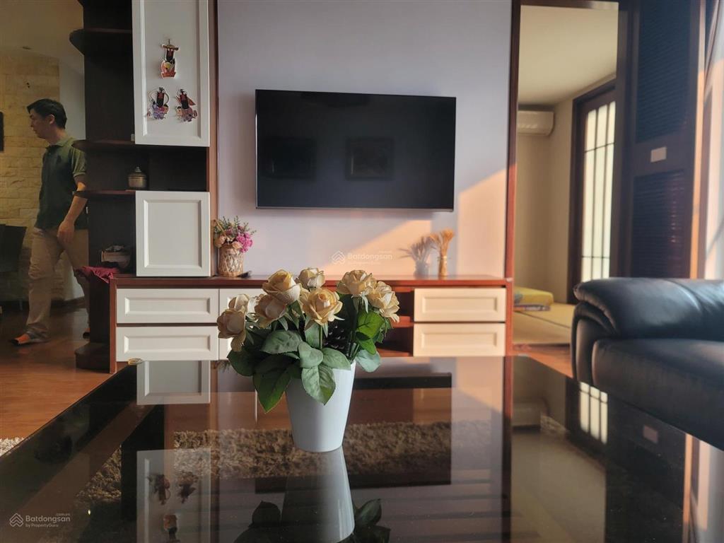 Cho thuê căn hộ n04 udic complex hoàng đạo thúy 94m 2 ngủ đủ đồ 17 triệu/ tháng 0987 522 ***