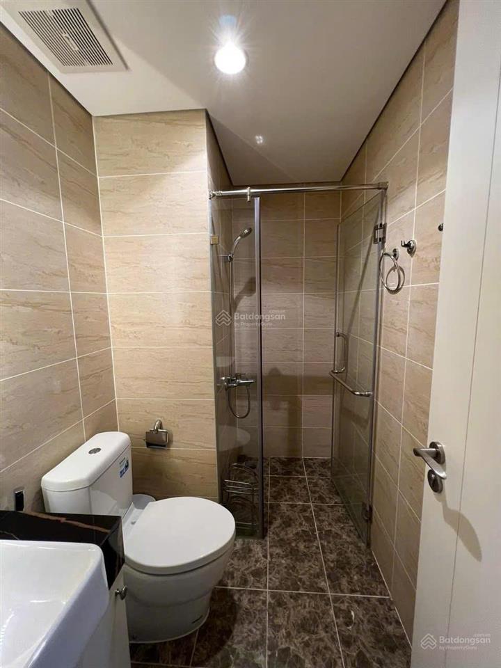 Cho thuê căn hộ vinhomes d'capitale trần duy hưng studio 40m2 full đồ, 13 triệu/tháng 0987 522 ***