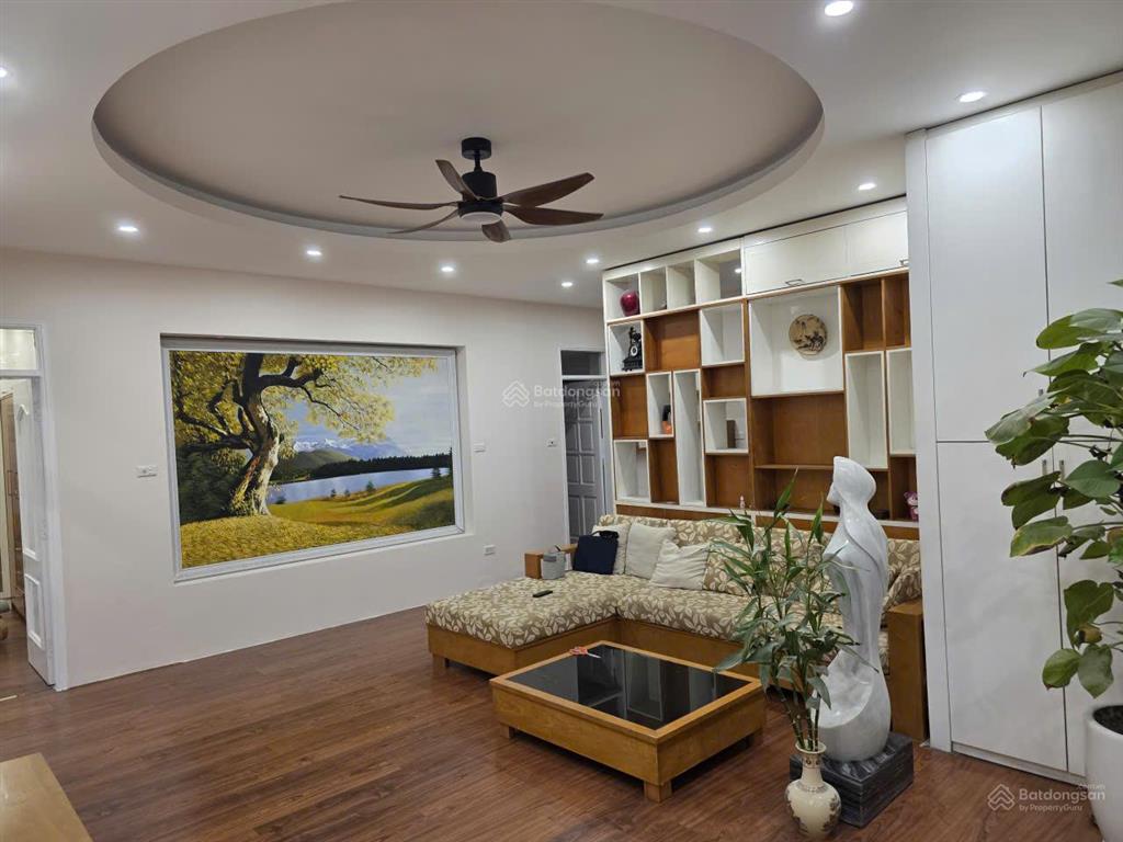 Cho thuê căn hộ 17t hoàng đạo thúy 120m2, 2 ngủ full đồ 15 triệu/tháng 0987 522 ***