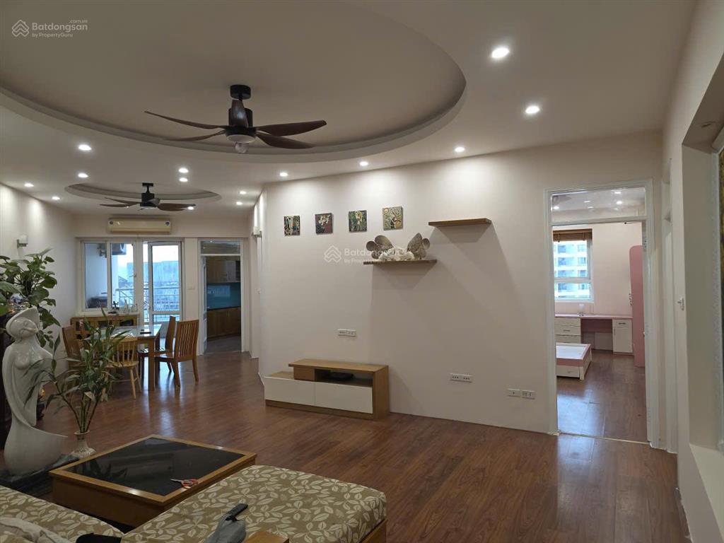 Cho thuê căn hộ 17t hoàng đạo thúy 120m2, 2 ngủ full đồ 15 triệu/tháng 0987 522 ***