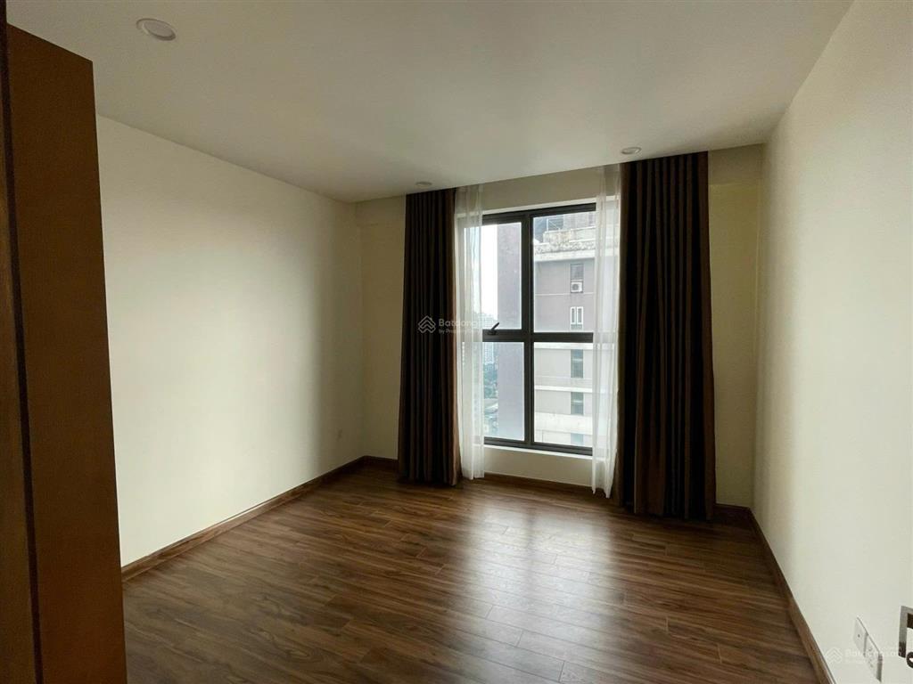 Cho thuê căn hộ hà nội centerpoint 27 lê văn lương,85m 3 ngủ đồ cơ bản 16 triệu/tháng 0987 522 ***