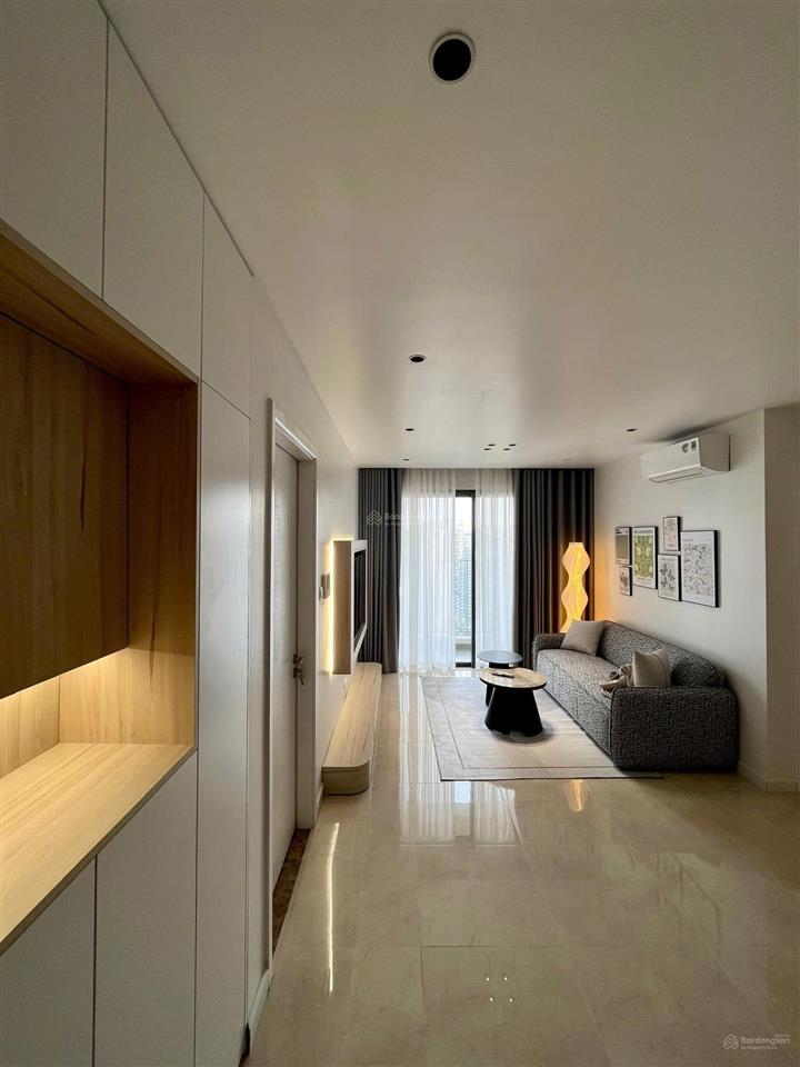 Cho thuê căn hộ vinhomes d'capitale trần duy hưng 70m 2 ngủ full đồ 18 triệu/tháng 0987 522 ***