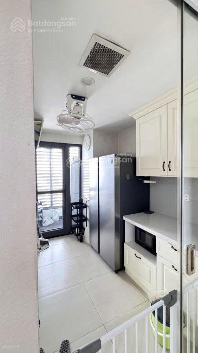 Cho thuê căn hộ the golden palm 21 lê văn lương 105m 3 pn full đồ 20 triệu/tháng 0987 522 ***
