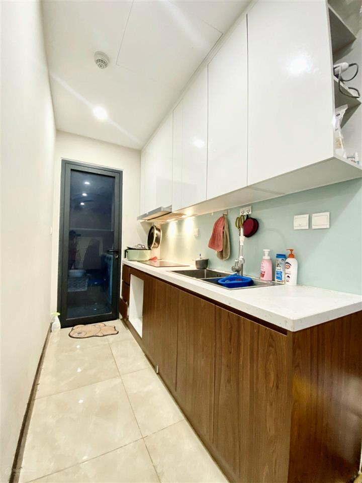 Cho thuê căn hộ chung cư 90 nguyễn tuân 100m, 3 ngủ full đồ 15 triệu/tháng 0987 522 ***