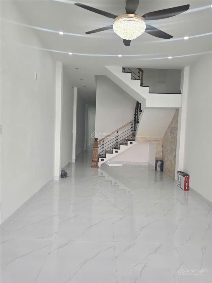 Bán nhà 2 tầng mt hoàng diệu, 76m2, 12.5 tỷ tl