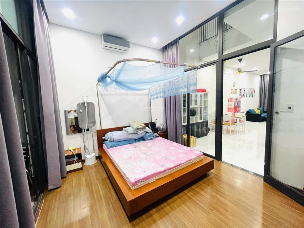 Bán nhà 2 tầng mặt phố đường hoàng minh giám, phường hòa xuân, 100m2, 5.x tỷ tl
