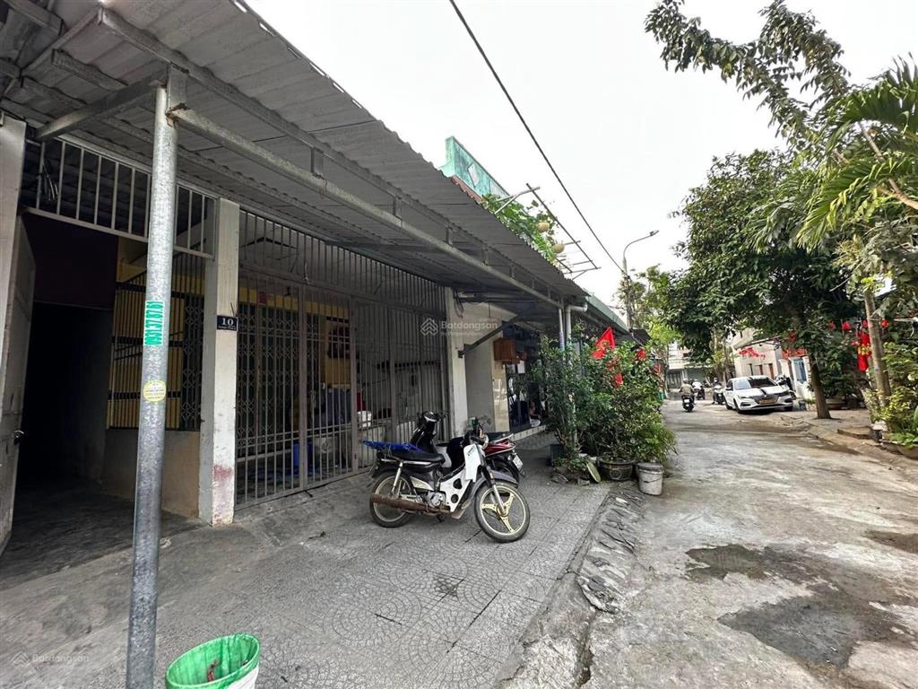 Bán dãy trọ đường thanh vinh 6, phường hòa khánh, 208m2, giá sập 3.x tỷ tl