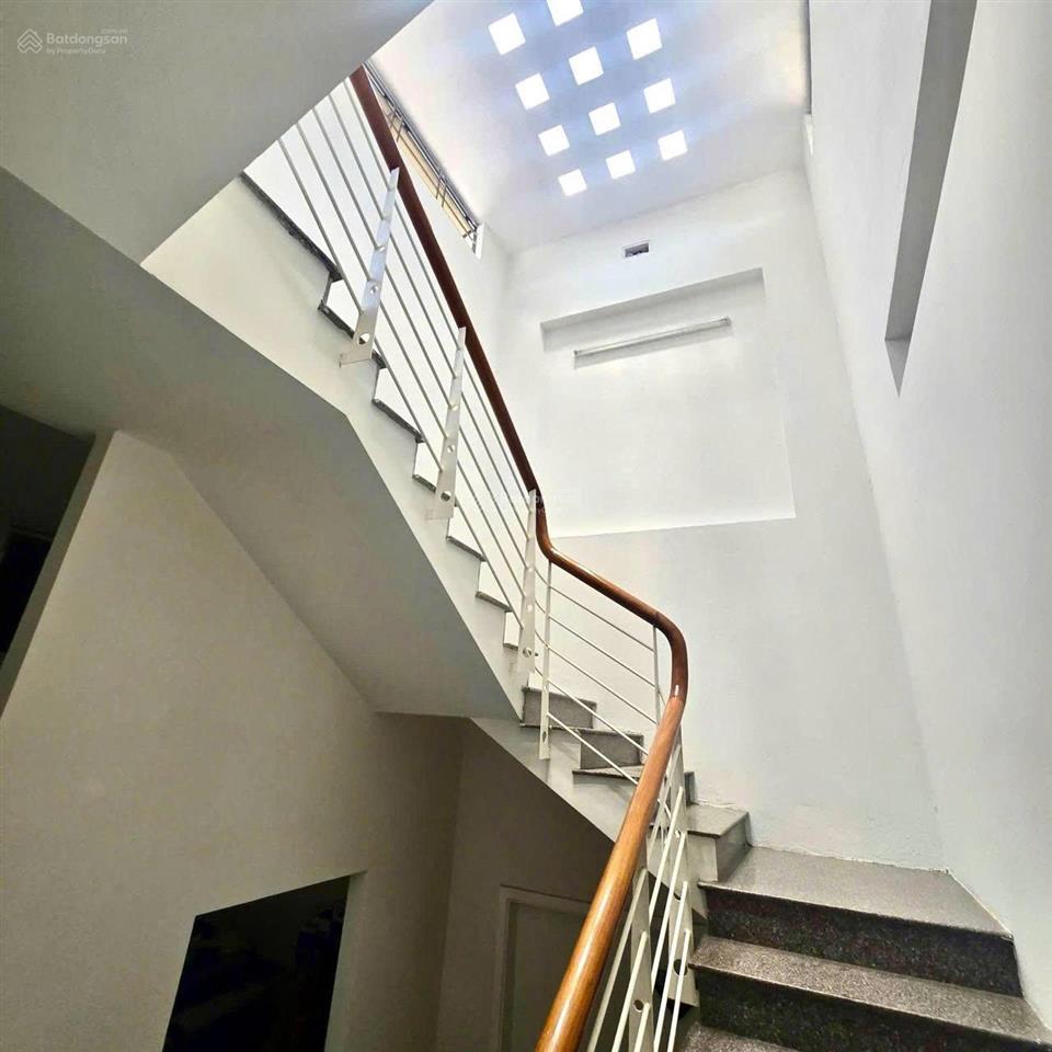 Cho thuê nhà 4 tầng mặt tiền lê thanh nghị kinh doanh cực tốt