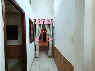 Bán nhà sụp hầm mt nguyễn chích, 83m2 giá 5.x tỷ tl