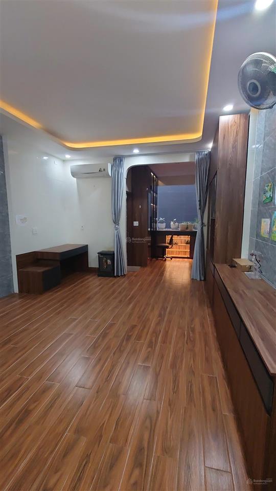 Bán tòa căn hộ 5 tầng mặt phố hà huy tập
