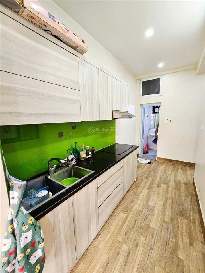 Căn hộ ngõ 118 nguyễn khánh toàn  4.1 tỷ  60m2, 2 ngủ, ô tô đỗ chân cầu thang