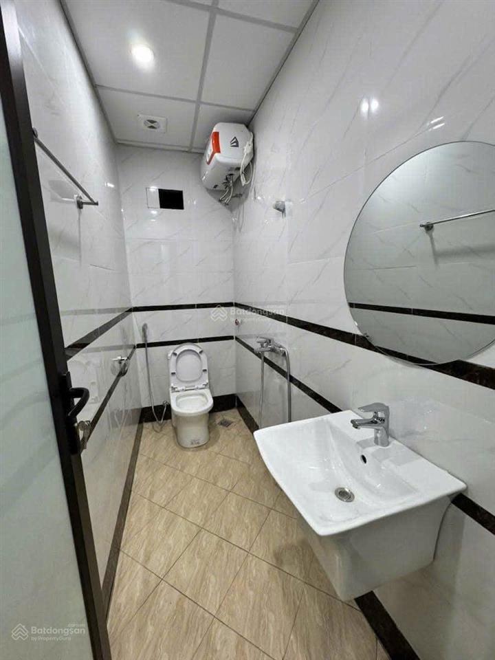 Hơn 12 tỷ ccmn vĩnh phúc, lô góc 55m2, 6 tầng thang máy, 8 phòng full nội thất