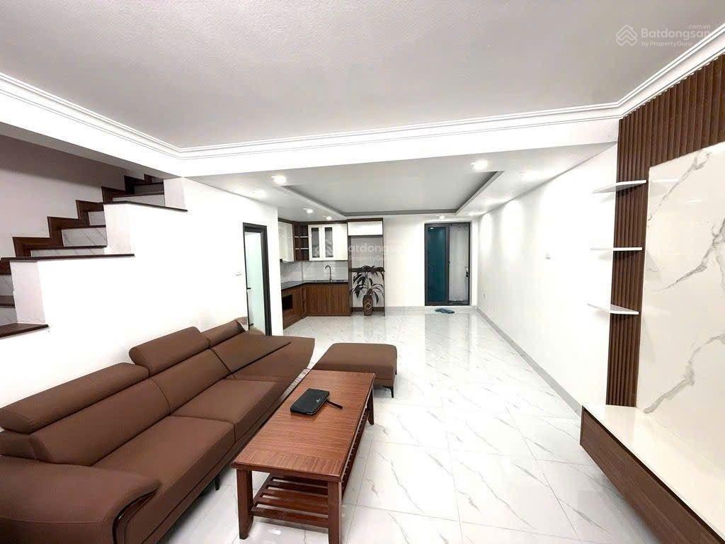 Bán nhà đào tấn  phan kế bính, hơn 12 tỷ, dt 50m, mặt tiền 5.2m, nhà dân xây bề thế