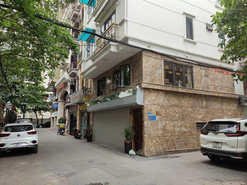 Bán nhà lô góc cầu giấy  ô tô tránh  nhỉnh 18 tỷ  48m, 8 tầng, thang máy, thông sàn