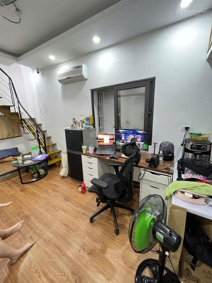 Bán căn tập thể kim mã  hơn 3 tỷ  dt sử dụng 70m, 2 phòng ngủ, 2 vệ sinh