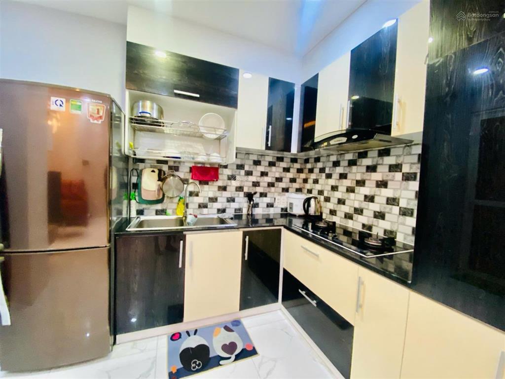 Cho thuê sunrise city 2pn 2wc 76m2 quận 7