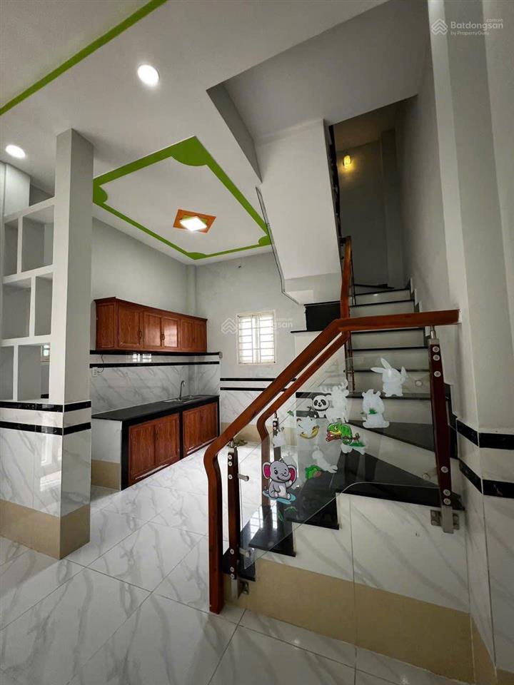 Nhà ngang 8m dtsd 64m2 trệt 1 lầu 2pn 2wc, video thực tế, ngay chợ shr, nhà còn mới kdc yên tĩnh