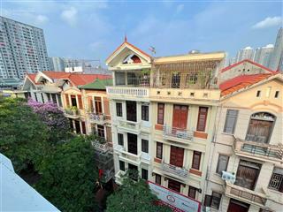 Bán nhà nguyễn cảnh dị, đại kim, 55m2 x 4 tầng, mt 4.2m, ô tô đỗ ngày đêm, kinh doanh, giá 16.8 tỷ