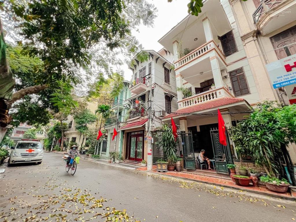 Bán nhà nguyễn cảnh dị  đại kim, 74m2 x 5 tầng, mặt tiền5.2m, ô tô tránh vào nhà, chưa tới 300tr/m