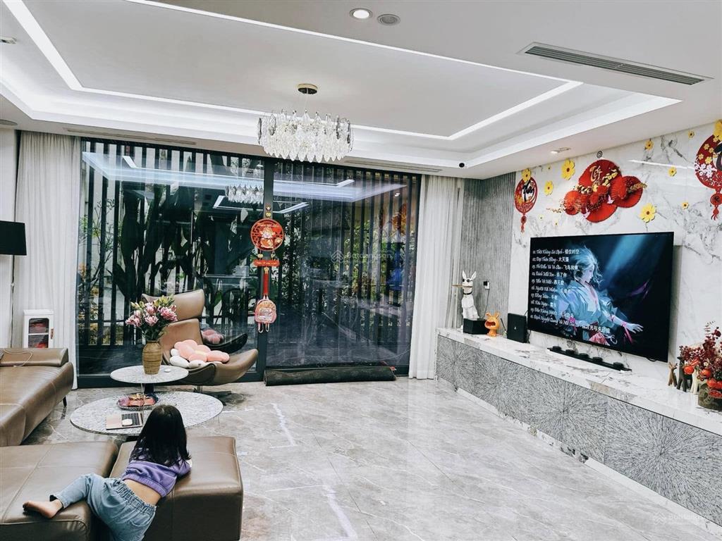 Bán nhà đại la  trần đại nghĩa, 54m2 x 6 tầng thang máy, mt 5m, phân lô ô tô vào nhà, 20,5 tỷ
