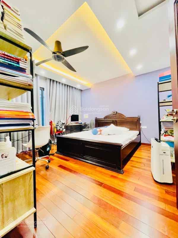 Bán nhà phân lô 61 lạc trung, 70m2 x 4 tầng mặt tiền 4.5m, vỉa hè ô tô tránh, giá 24.9 tỷ