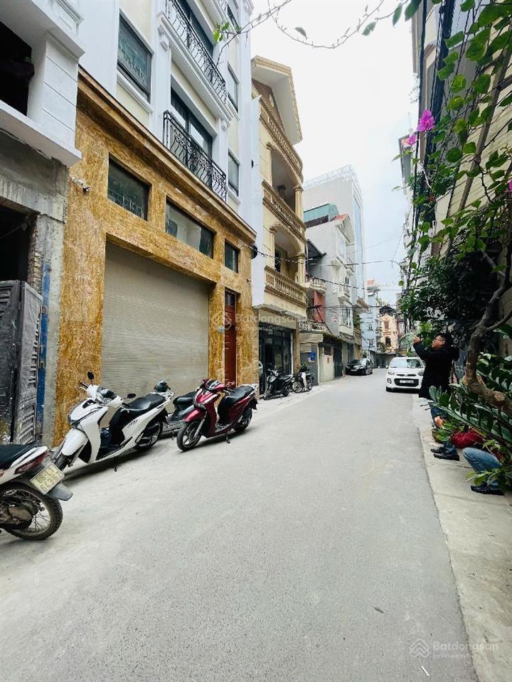 Bán tòa nhà yên lạc, 150m2 x 8 tầng mặt tiền 7m nở hậu, ô tô tải tránh nhau, 2 mặt ngõ, giá 52 tỷ