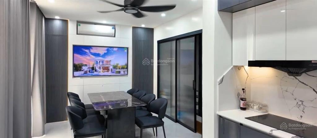 Bán nhà tây trà, 55m2 x 6 tầng thang máy, mt 7.3m, ô tô tránh, sát hồ, hoàn thiện nhà đã hơn 6 tỷ