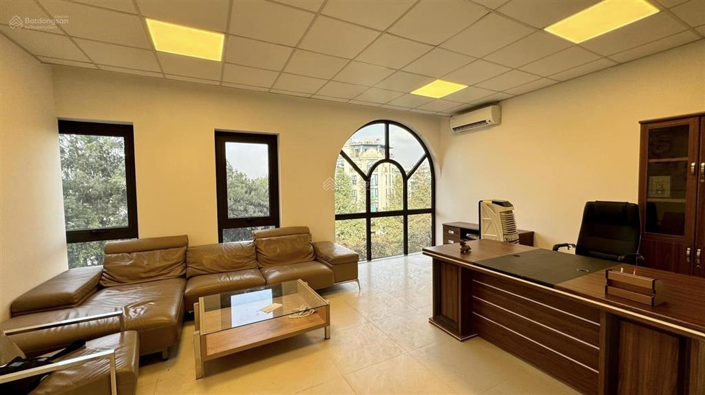 Bán biệt thự mặt ngõ 229 phố vọng, 150m 4 tầng, mặt tiền 25m, lô góc, vừa ở vừa kinh doanh cho thuê